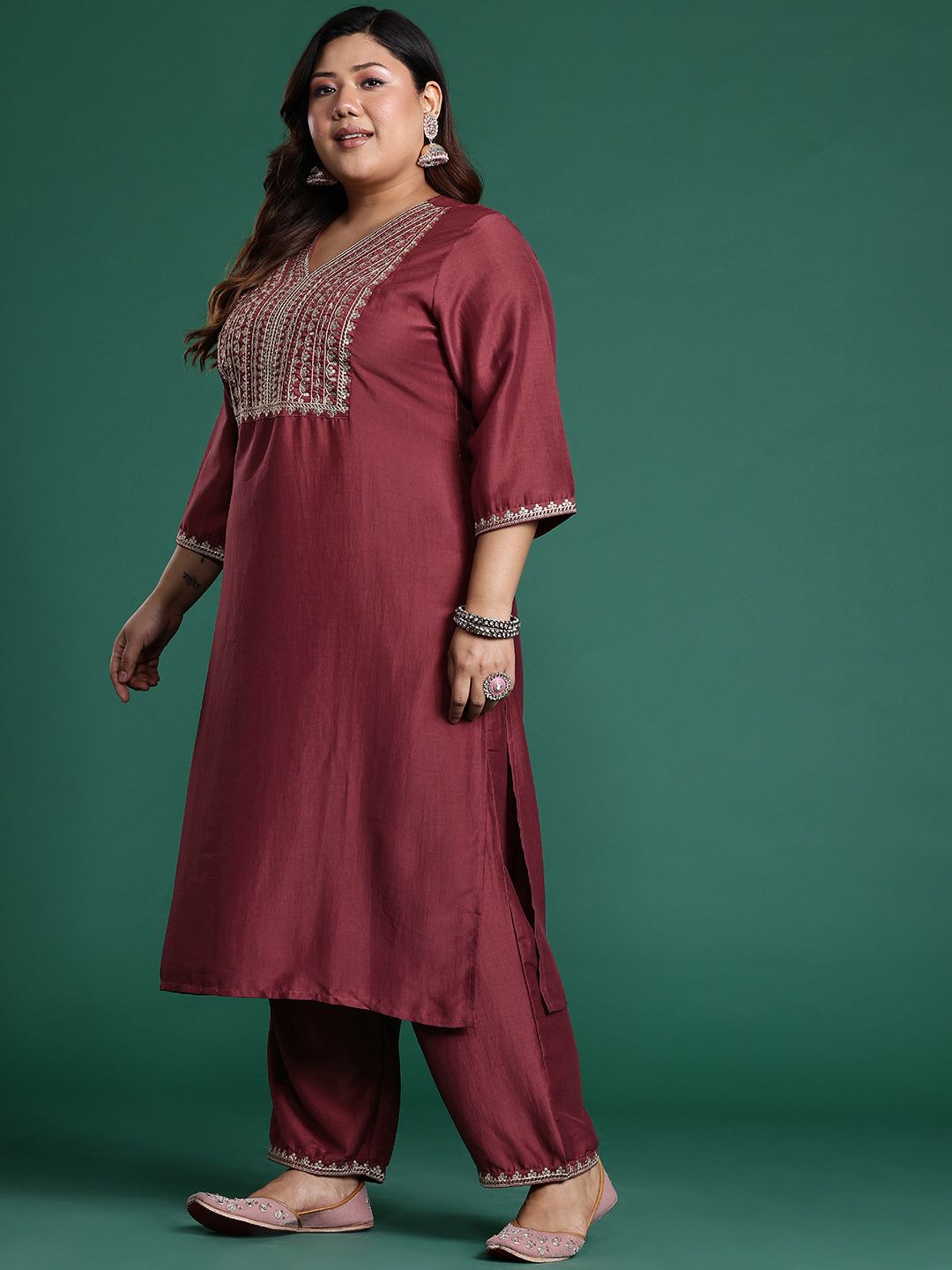 Indyancart IE Plus Size Ethnic Motifs Embroidered Sequinned Kurta With Trousers & Dupatta