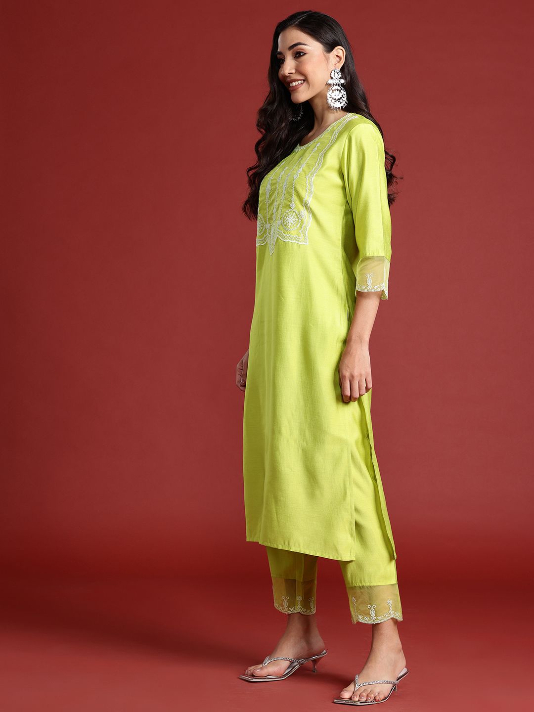Indyancart IE Ethnic Motifs Embroidered Aari Work Liva Kurta With Trousers & Dupatta