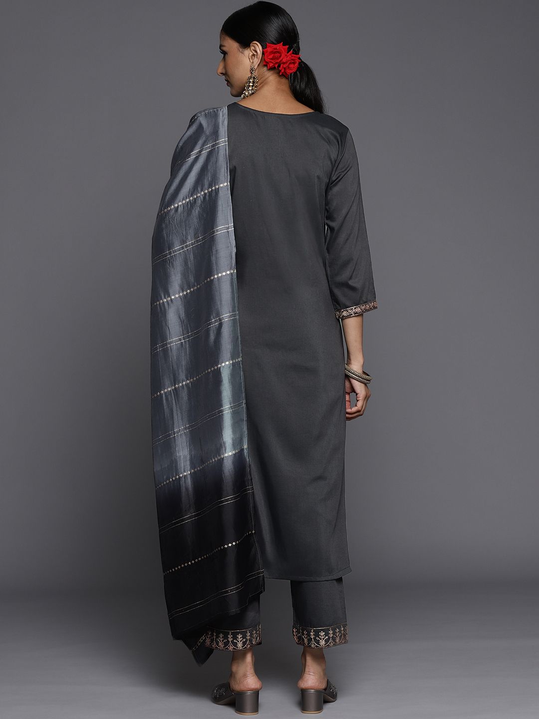 Indyancart VA Women's Grey Ethnic Motifs Yoke Design Kurta with Trousers & With Dupatta