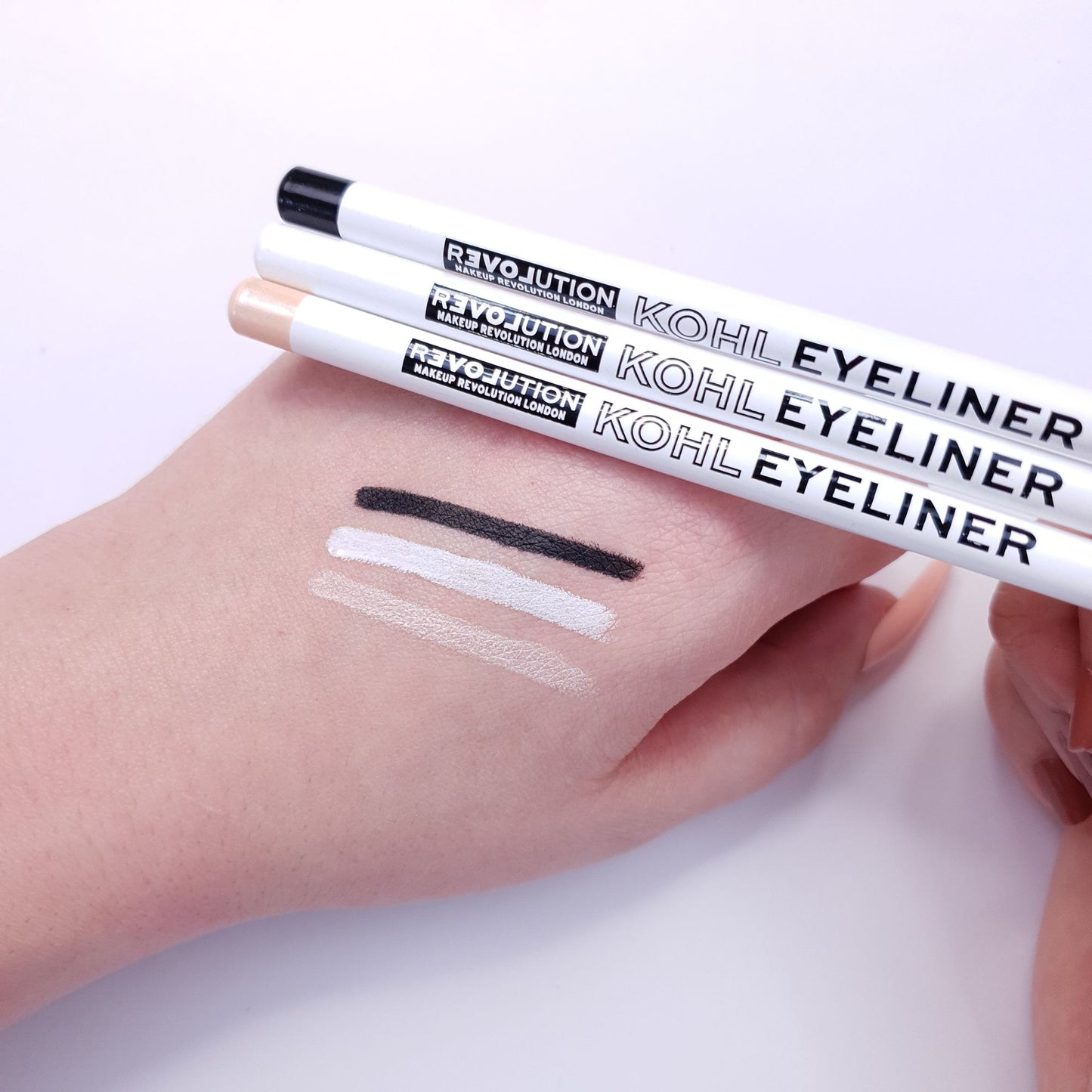 Revolution Relove Kohl Eyeliner Black - White