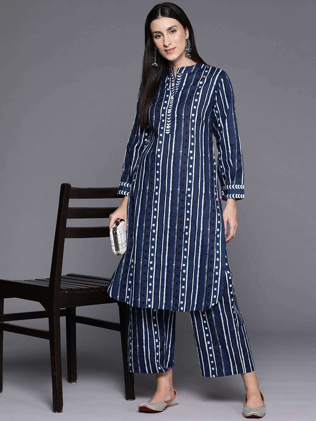 Indyancart VA Women's Printed Regular Pure Cotton Kurta with Trousers