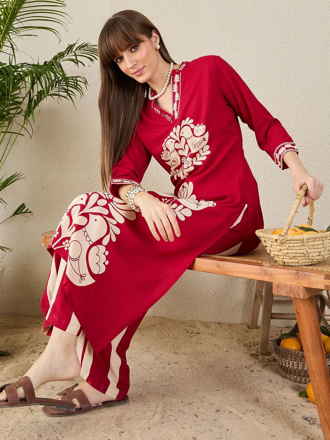 Ethnic Motifs Printed V-Neck Straight Kurta With Palazzos