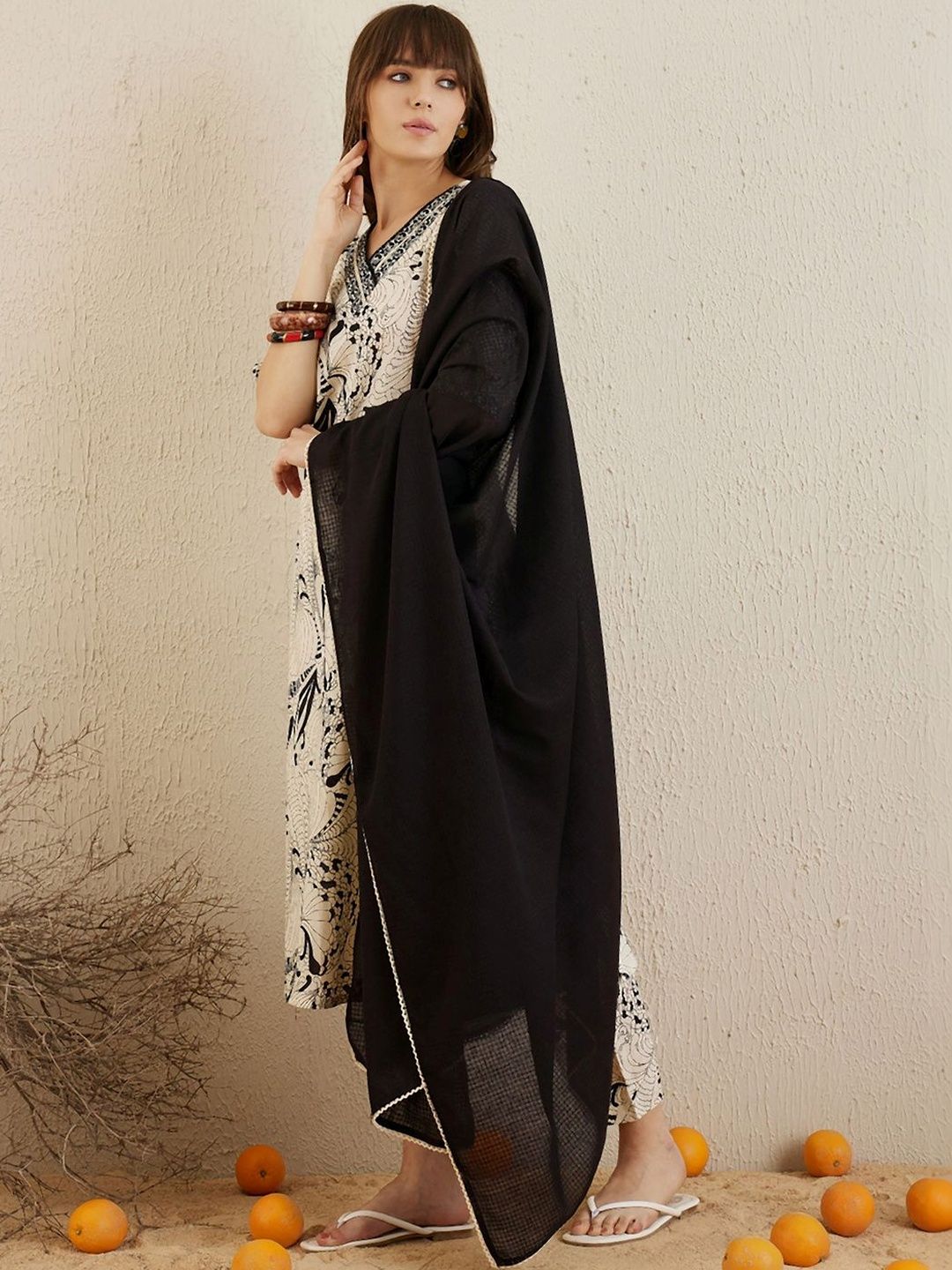Women Ethnic Motifs Printed Regular Thread Work Pure Cotton Kurta with Trousers & With Dupatta