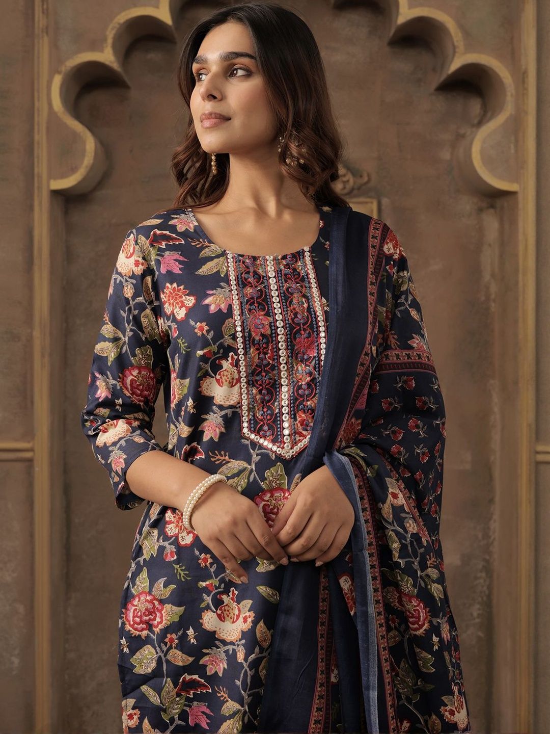 Floral Printed Round Neck Straight Kurta With Trousers & Dupatta