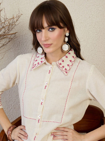 Indyancart IE Women Regular Embroidered Kurta with Palazzos