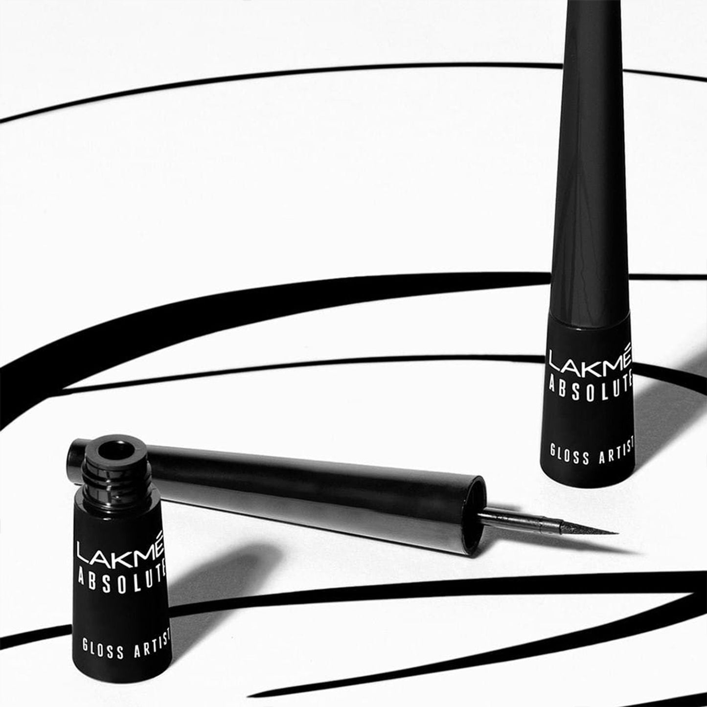 Lakme Absolute Gloss Artist Eye Liner, Long Lasting, Smudgeproof - Black