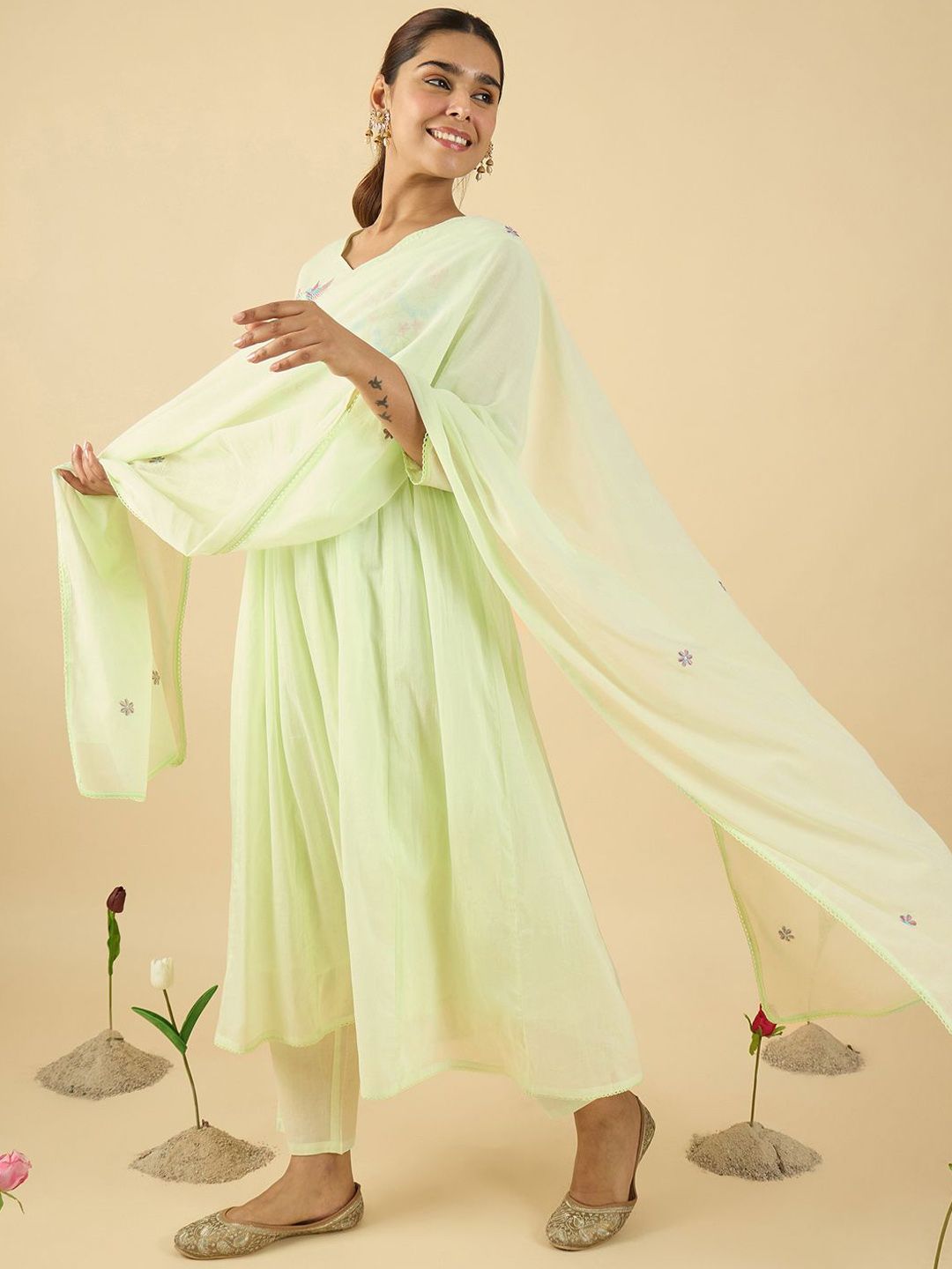 Indyancart IE Floral Embroidered V Neck A Line Pure Cotton Kurta With Trousers & Dupatta