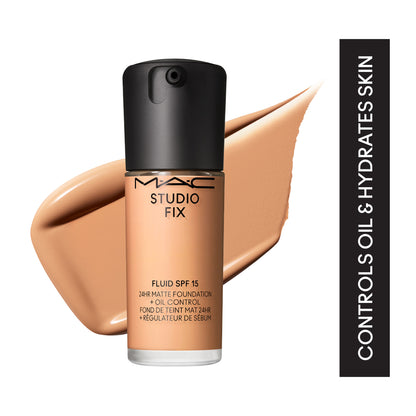 M.A.C Studio Fix Fluid SPF 15 Soft Matte Foundation With Hyaluronic Acid - NW 18
