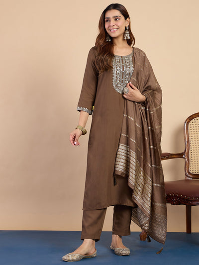 Indyancart VV Brown Elegant Embroidered Kurta Pant Set for Women