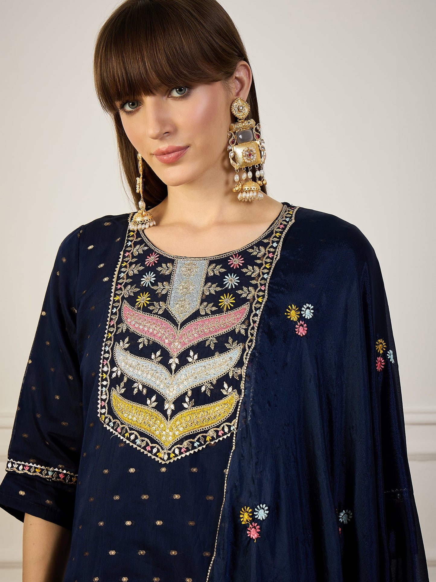 Dhiyona VV Blue Embroidered Chanderi Silk Kurta Set with Embroidered Dupatta