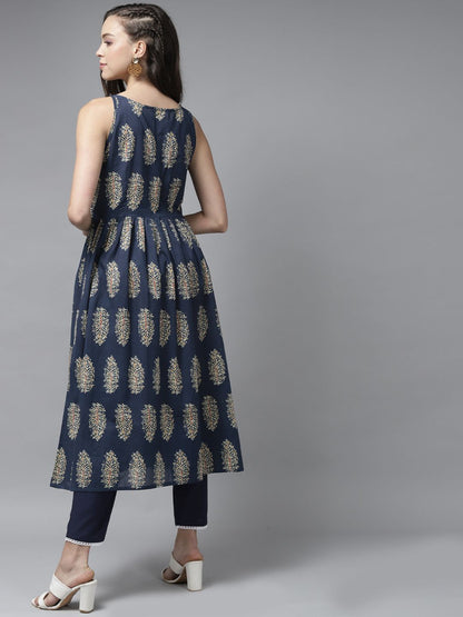 Indyancart IE Women Blue Floral Printed Floral Kurta