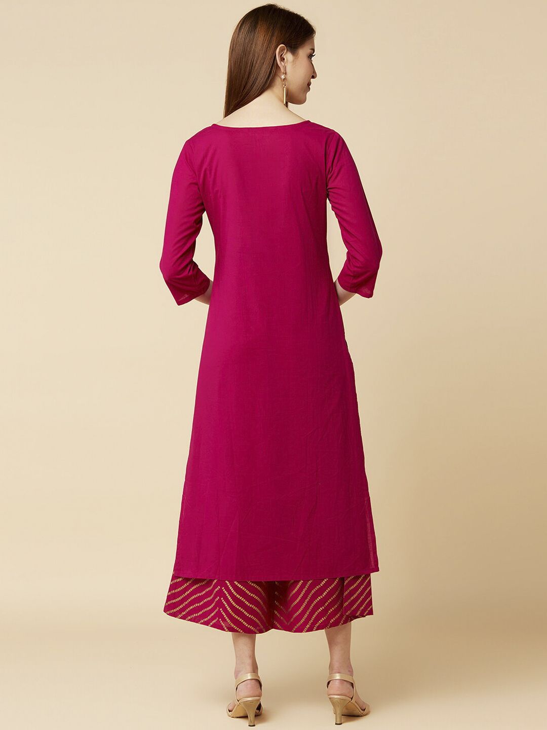 Indyancart VA Women's Magenta Ethnic Motifs Printed Panelled Kurta with Palazzos