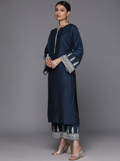 Dhiyona VA Women'sEmbroidered Notch Neck Straight Kurta & Trousers With Dupatta