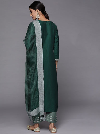 Indyancart VA Women's Green Ethnic Motifs Embroidered Kurta with Trousers & With Dupatta