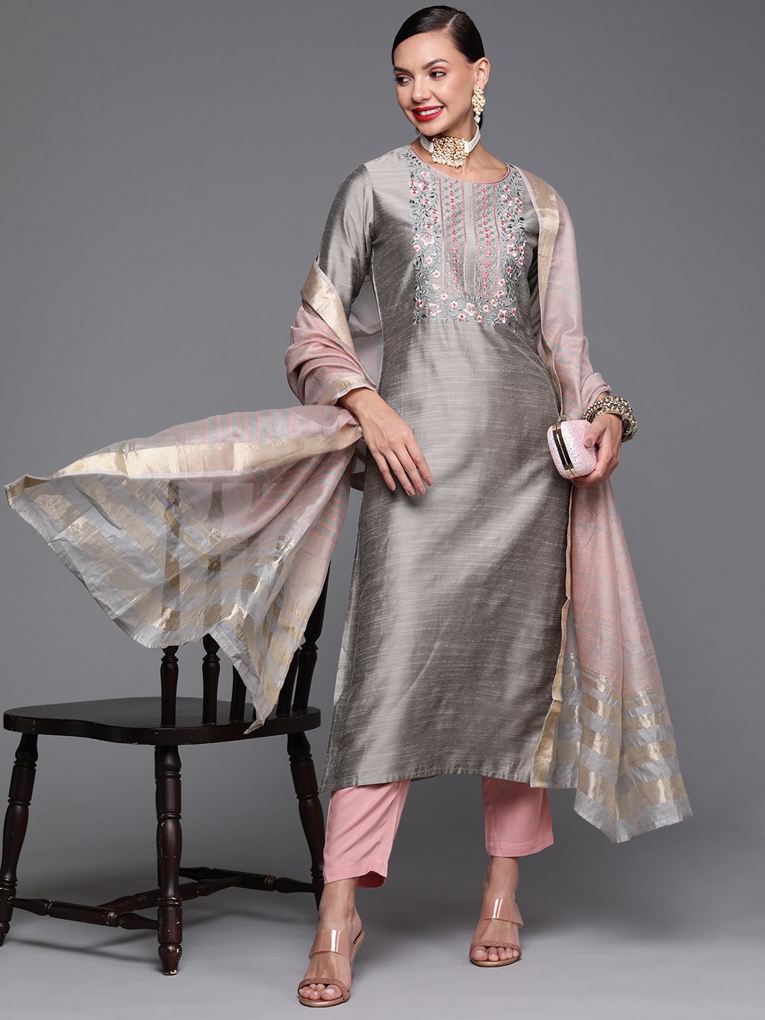 Indyancart IE Women Grey Floral Yoke Design Kurta with Trousers & Dupatta