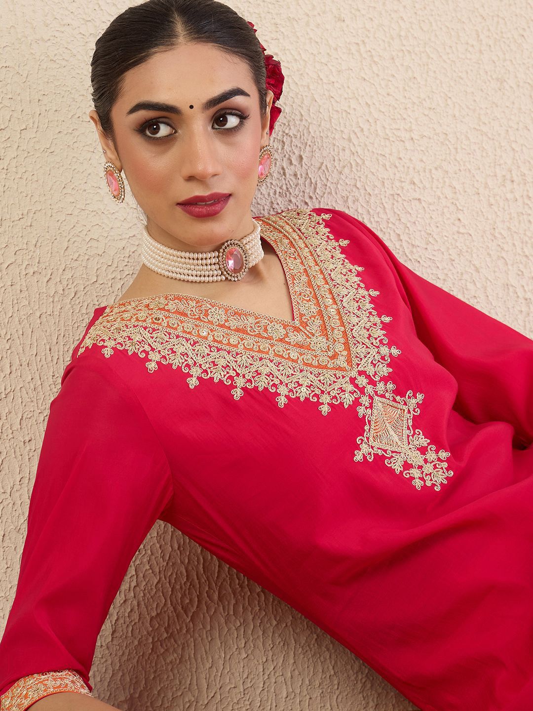 Women Ethnic Motifs Embroidered Regular Kurta with Trousers