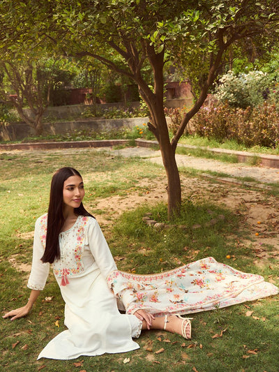 Indyancart IE Ethnic Motifs Embroidered Tie-Up Neck Straight Kurta with Trousers & Dupatta