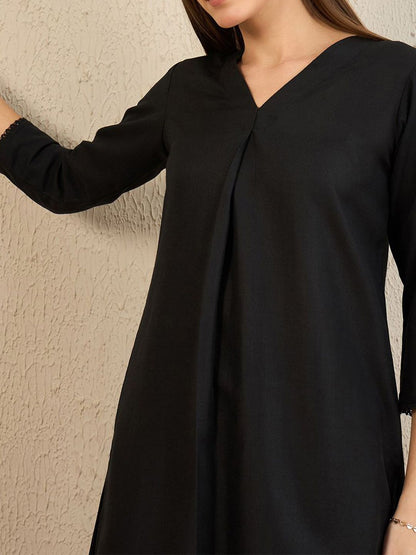 Indyancart IE V Neck Pleated Straight Kurta With Trousers