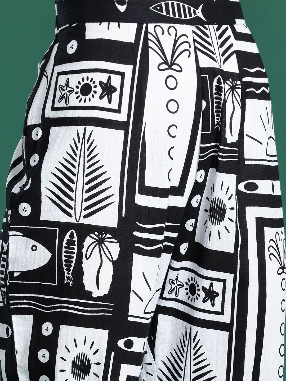 Geometric Printed Pleated Pure Cotton Kurta with Trousers