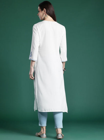 Dhiyona IE Solid Kurta with Ethnic Motifs Thread Work