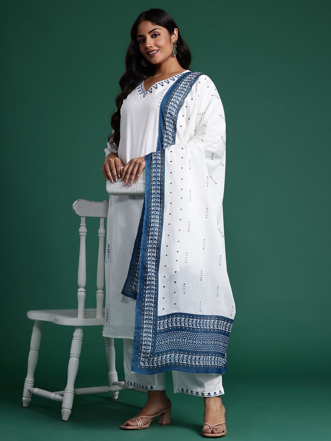 Indyancart IE Ethnic Motifs Embroidered Kurta with Trousers & Dupatta