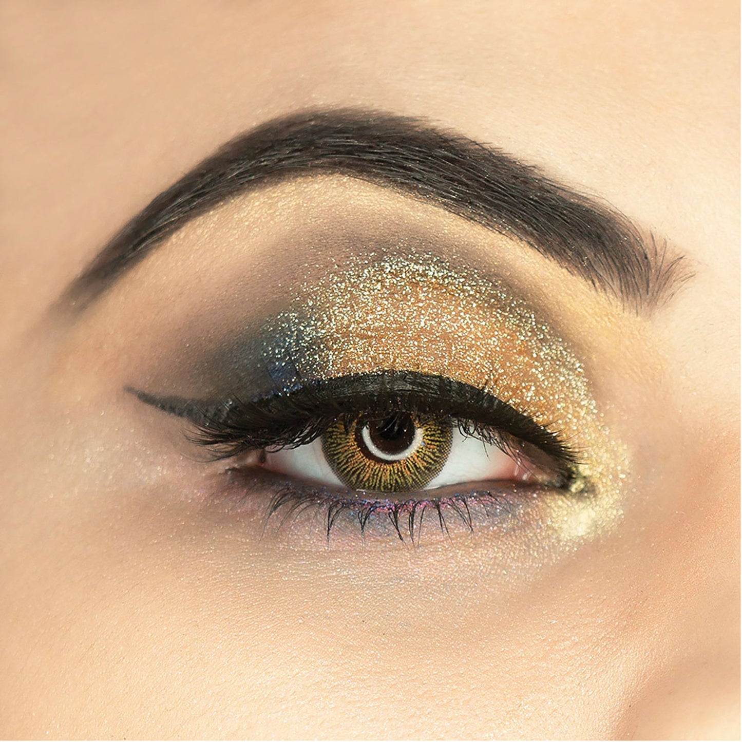 C2P Pro HD Loose Precious Eye Shadow Pigment Long-Lasting Shimmer for Face Body - Shinny Winny 190