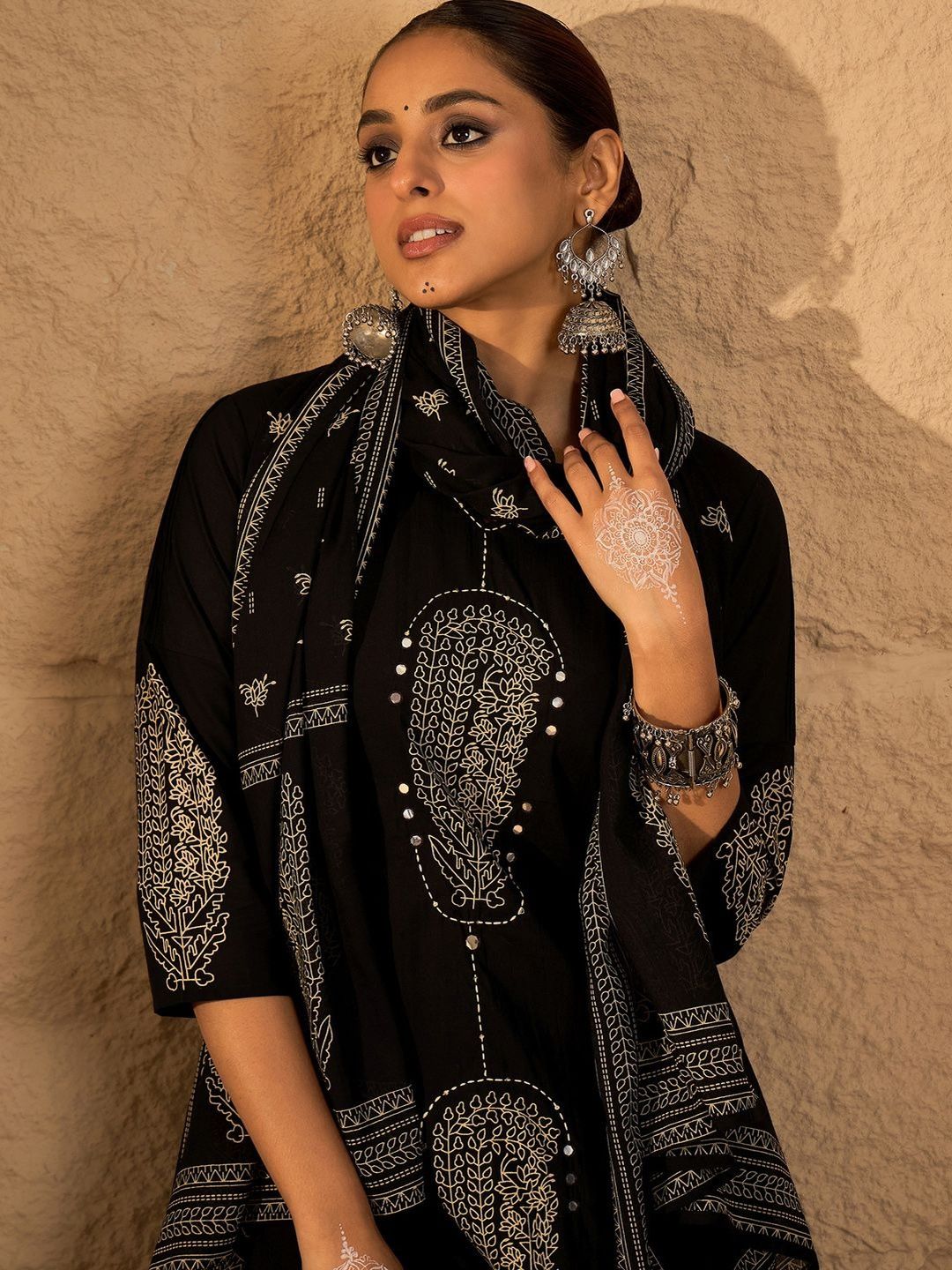 Women Ethnic Motifs Embroidered Cotton Kurta with Trousers & Dupatta