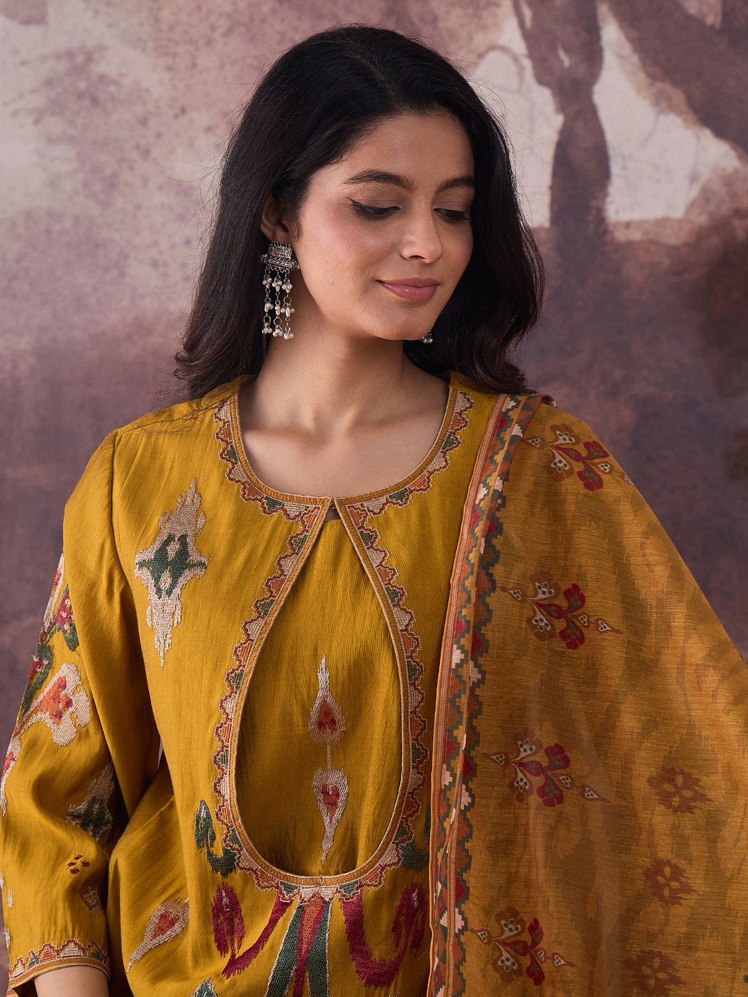 Ethnic Motifs Printed Straight Thread Work Kurta With Trousers & Dupatta