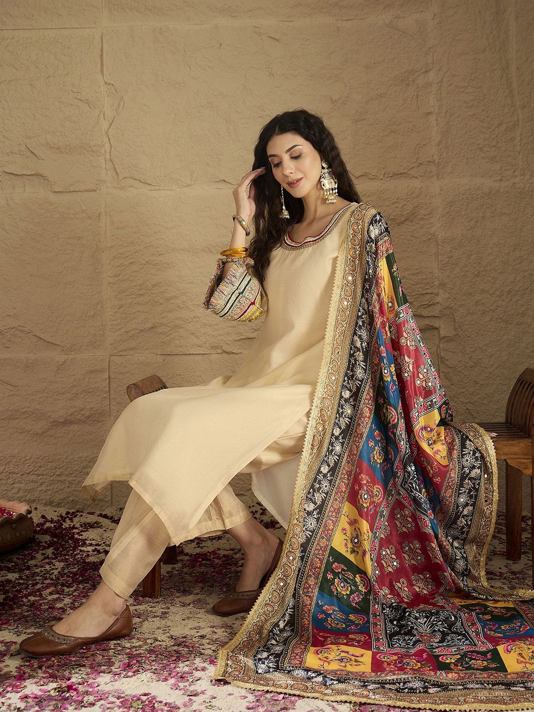 Indyancart VA Yoke Design Round Neck Straight Kurta With Palazzos And Dupatta