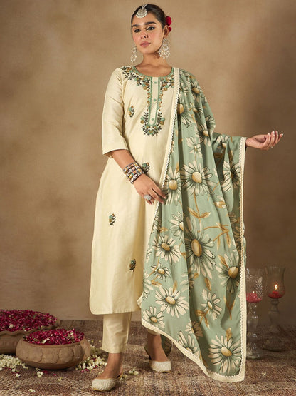 Indyancart IE Women Floral Embroidered Regular Thread Work Kurta with Trousers & Dupatta