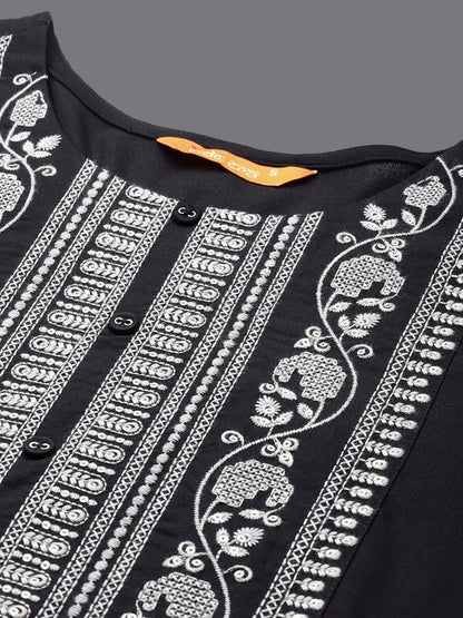 Indyancart IE Round Neck Yoke Design Flared Sleeves Rayon Straight Kurta