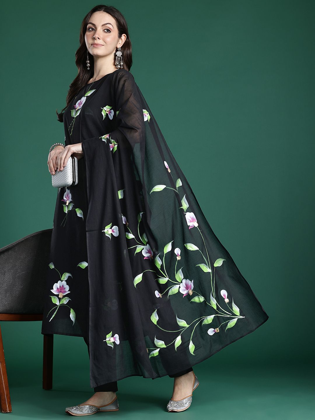 Indyancart IE Floral Printed Pure Cotton Kurta With Trousers & Dupatta