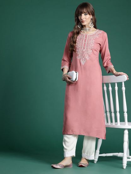 Indyancart IE Floral Embroidered Thread Work Kurta