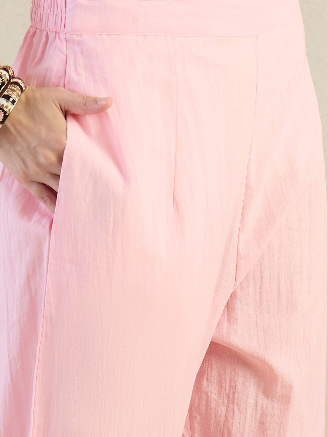 Women Floral Embroidered Cotton Kurta with Trousers