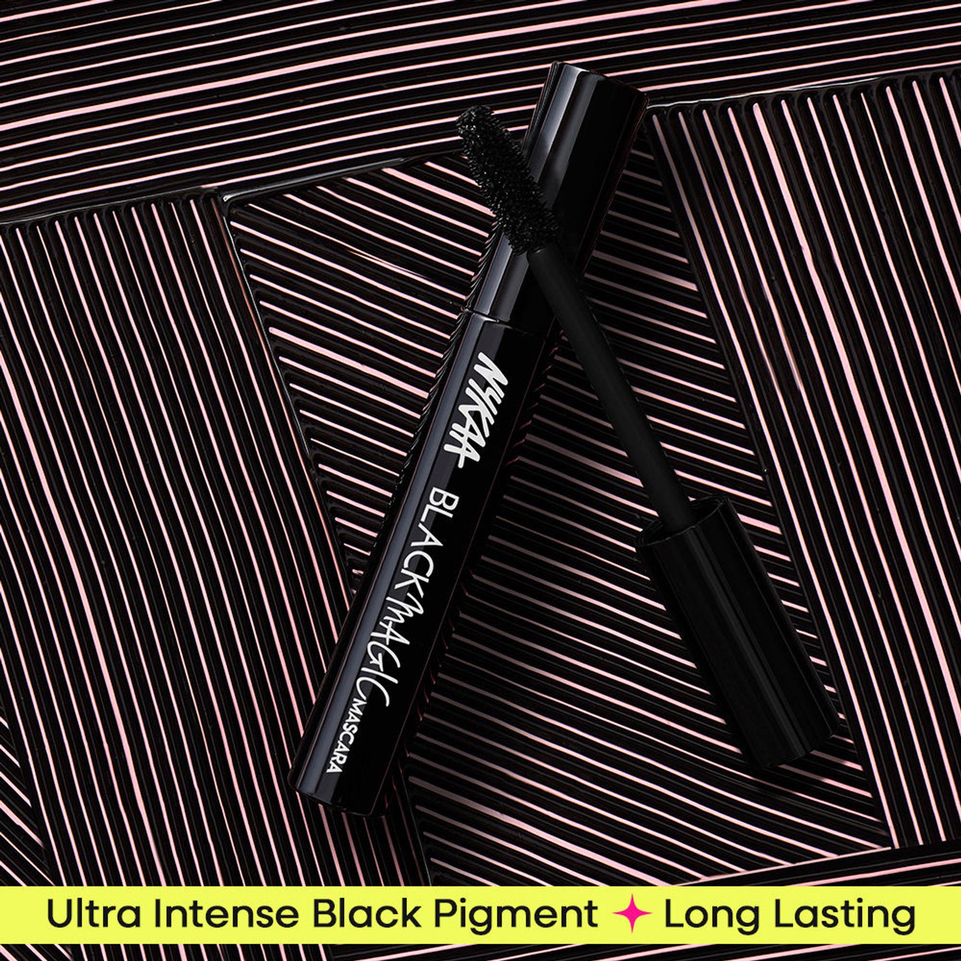 Nykaa Black Magic Waterproof & Smudgeproof Mascara - Extreme Black
