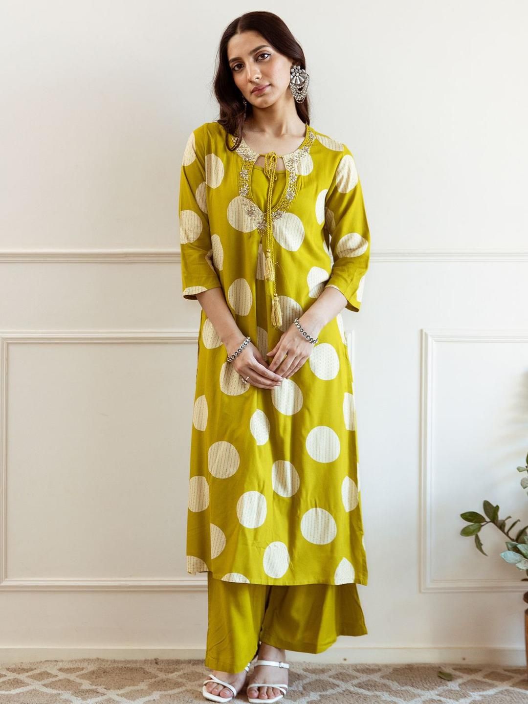 Dhiyona IE Printed Round Neck Three Fourth Sleeves Tunic With Trouser Co-Ords