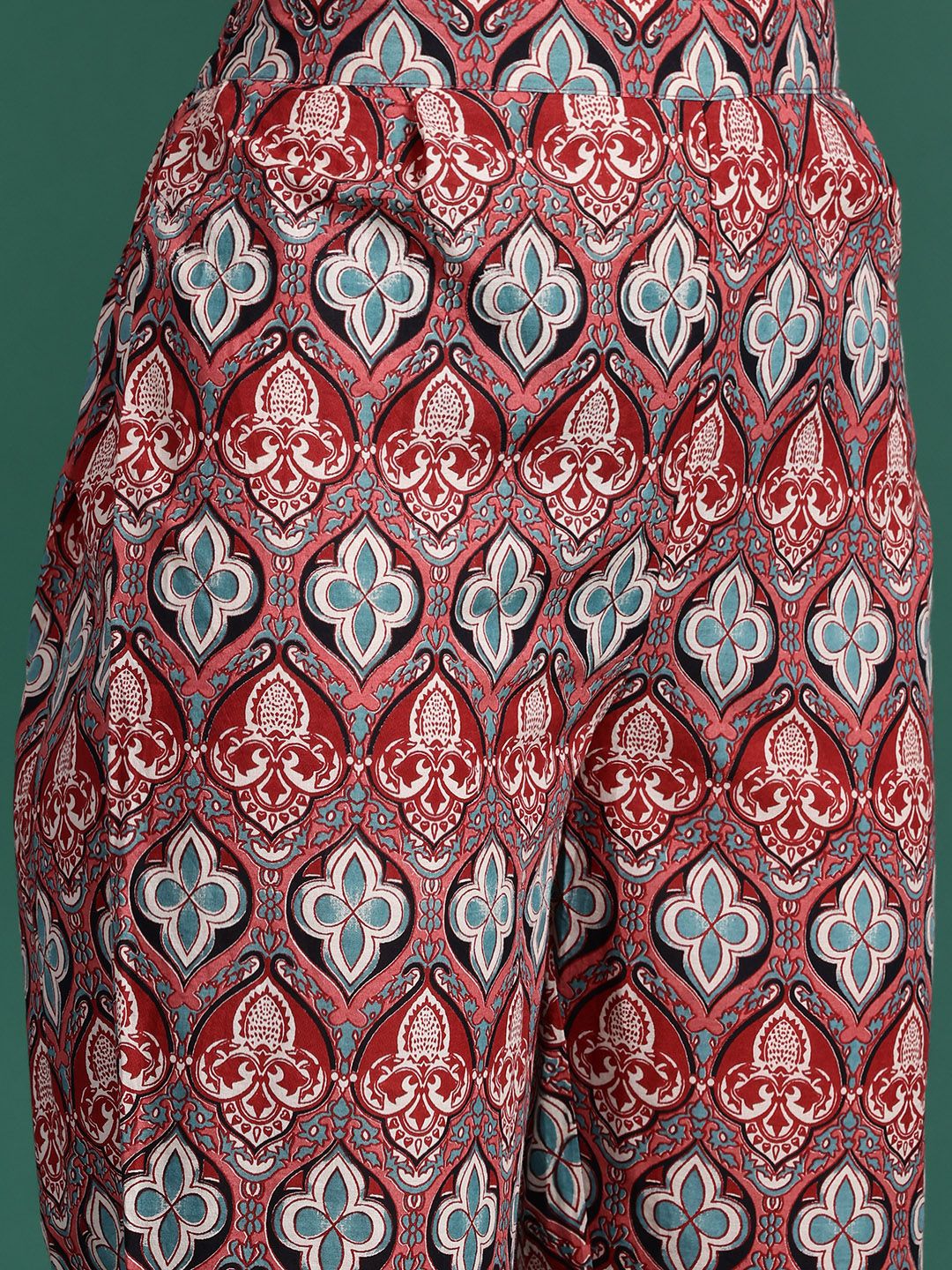 Floral Printed Sequinned Pure Cotton Kurta With Trousers & Dupatta