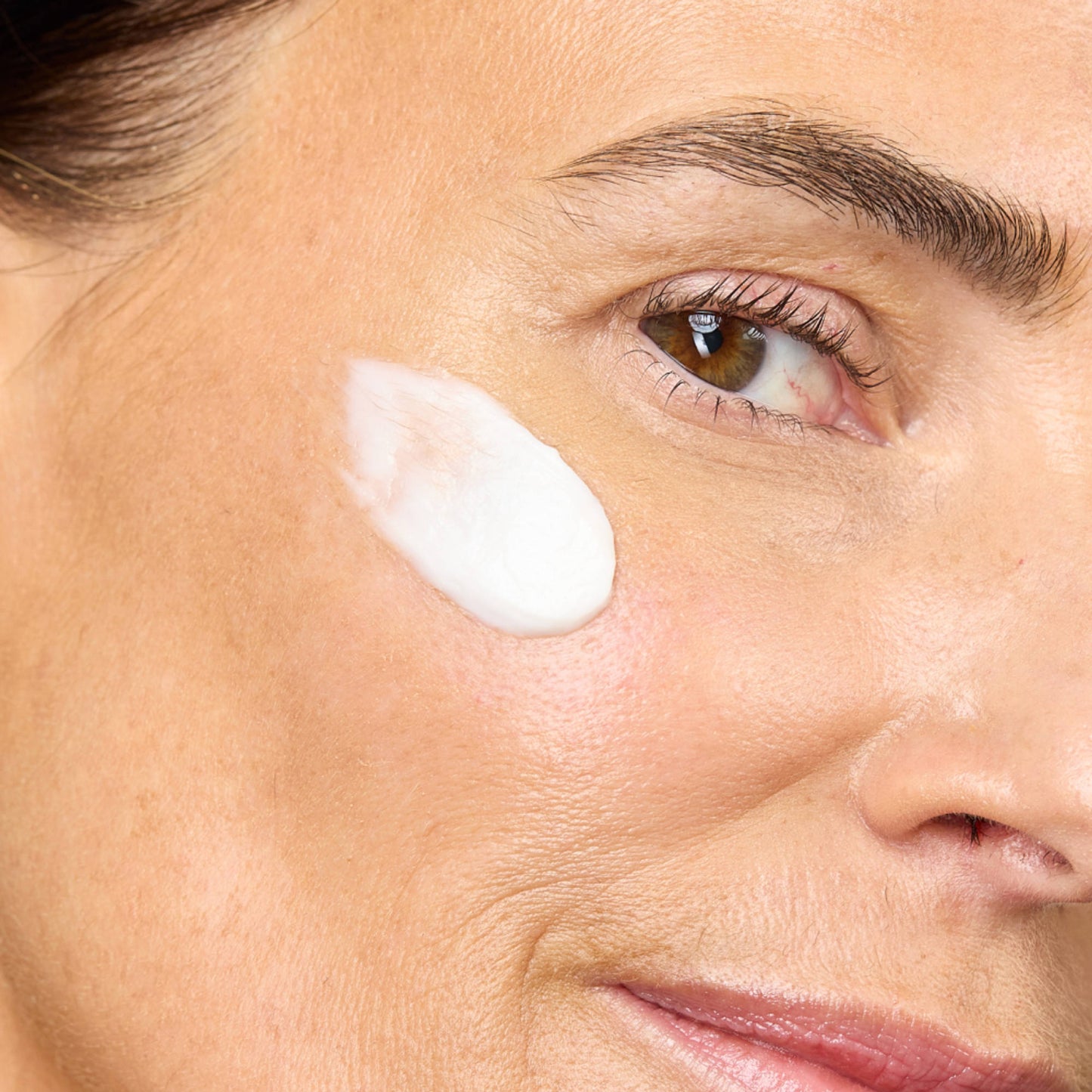 Yves Rocher Anti-Wrinkle Lifting Night Cream Jar