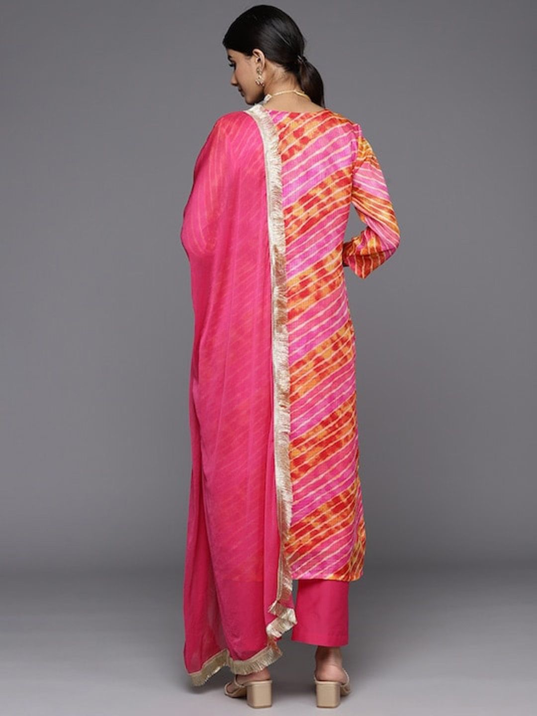 Dhiyona VA Women'sPink Leheriya Printed Thread Work Straight Kurta & Trousers & With Dupatta