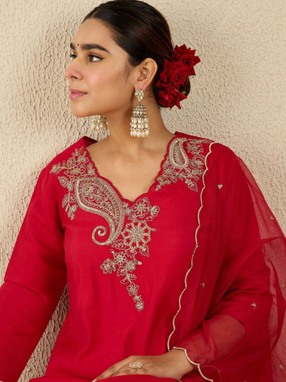 Women Ethnic Motifs Self Design Kurta with Trousers & Dupatta