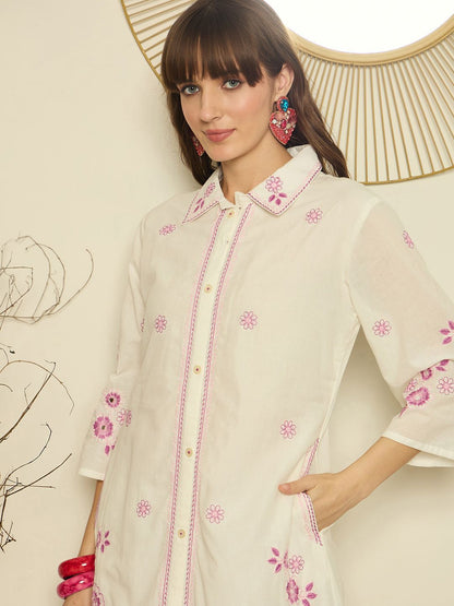 Women Floral Embroidered Pure Cotton Kurta with Trouser
