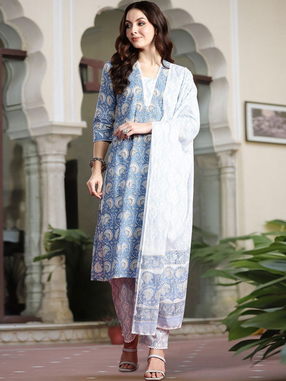Women Ethnic Motifs Printed Regular Pure Cotton Kurta with Trousers & With Dupatta