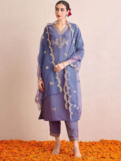 Indyancart IE Women Floral Embroidered Regular Kurta with Trousers & With Dupatta