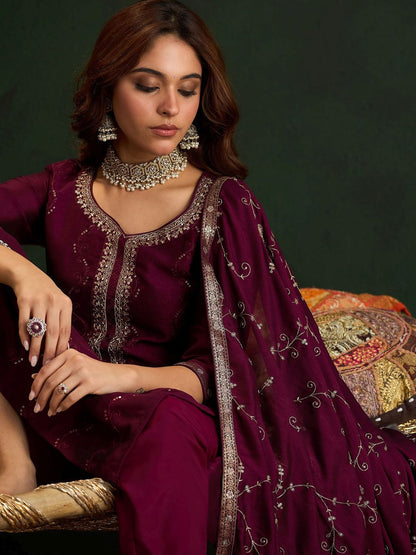 Dhiyona IE Women Floral Embroidered Regular Kurta with Trousers & With Dupatta