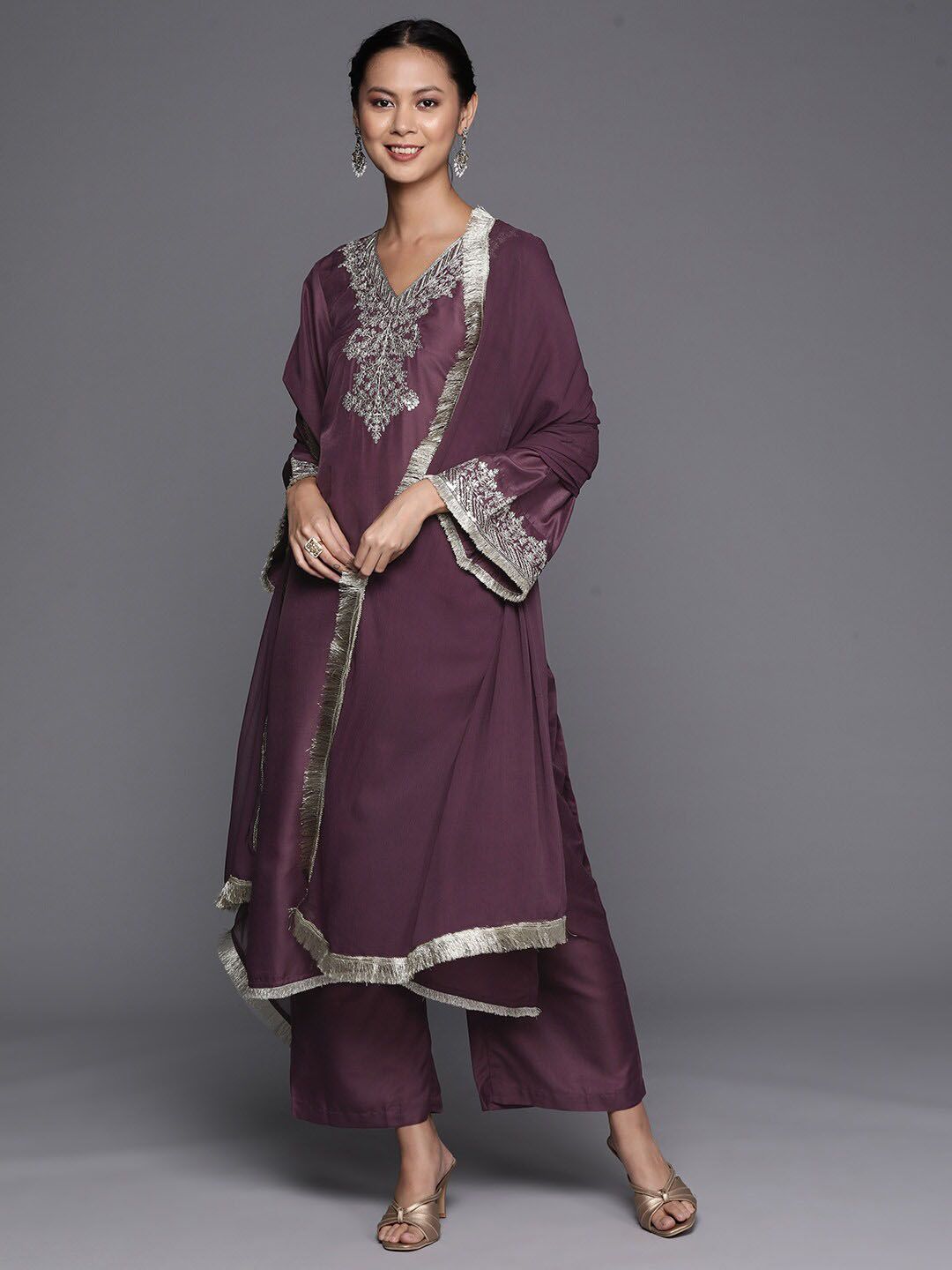 Indyancart VA Women'sFloral Yoke Design Regular Thread Work Kurta with Palazzos & With Dupatta