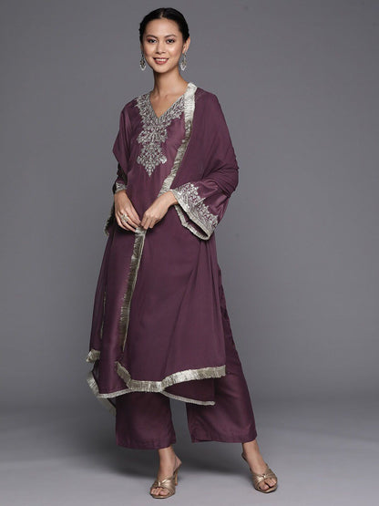 Indyancart VA Women'sFloral Yoke Design Regular Thread Work Kurta with Palazzos & With Dupatta