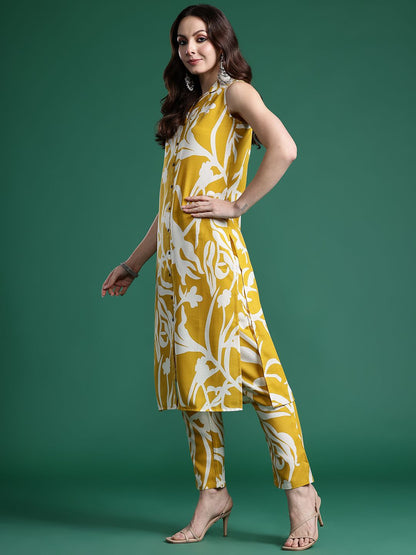 Indyancart IE Women Printed Regular Linen Kurta with Trousers