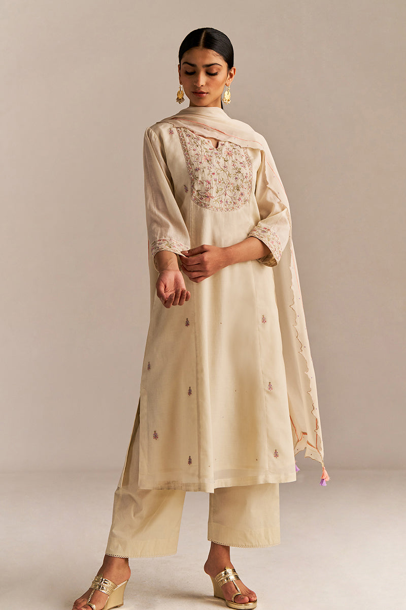 Dhiyona GF Women's Buttercream Embroidered Kurta Set