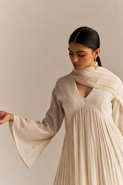 Indyancart GF Women's Off-White Mul-Mul Anarkali Kurta Set