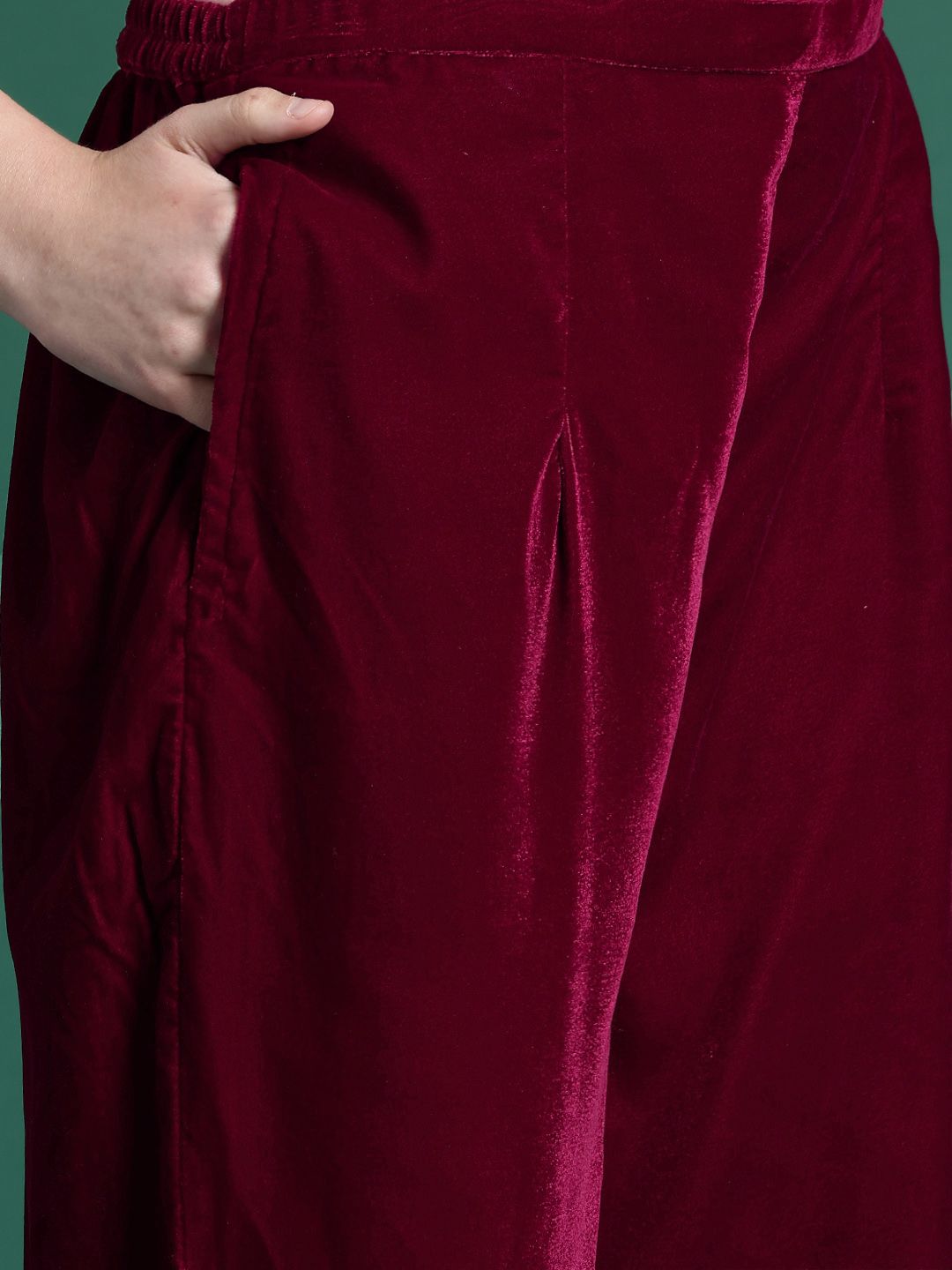 Indyancart IE Empire Velvet Kurta With Trousers & Dupatta